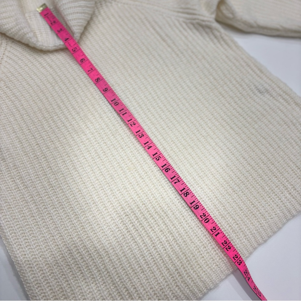 Cozy Cream Turtleneck Sweater - Picture 10 of 10